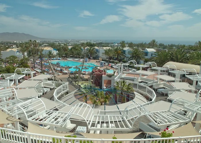 Hl Paradise Island 4*