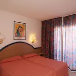 Hl Paradise Island 4*