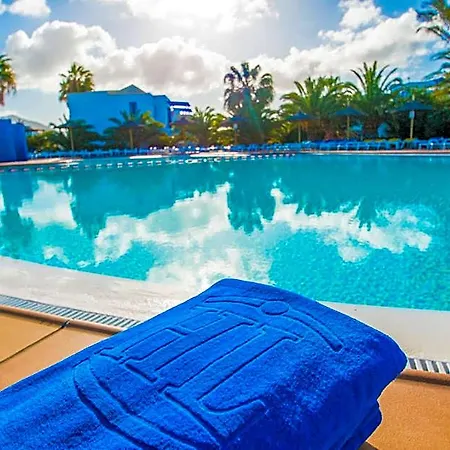 Hl Paradise Island 4*