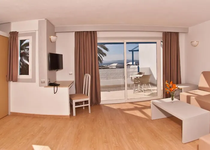 فندق Hl Paradise Island 4*