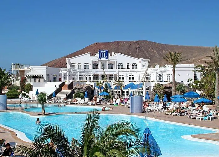 Hl Paradise Island فندق 4*