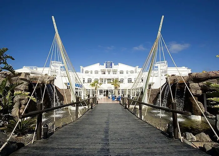 Hl Paradise Island فندق