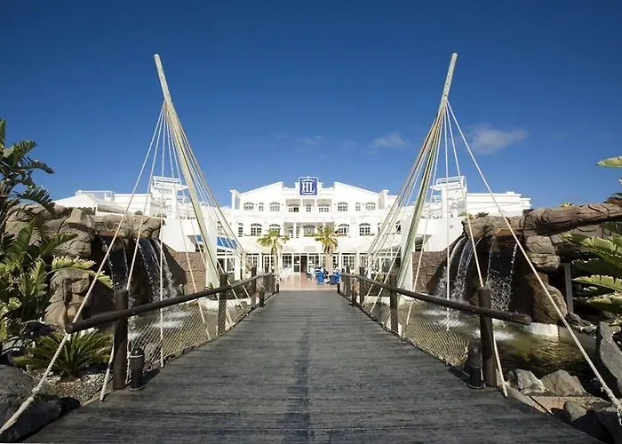 Hl Paradise Island فندق